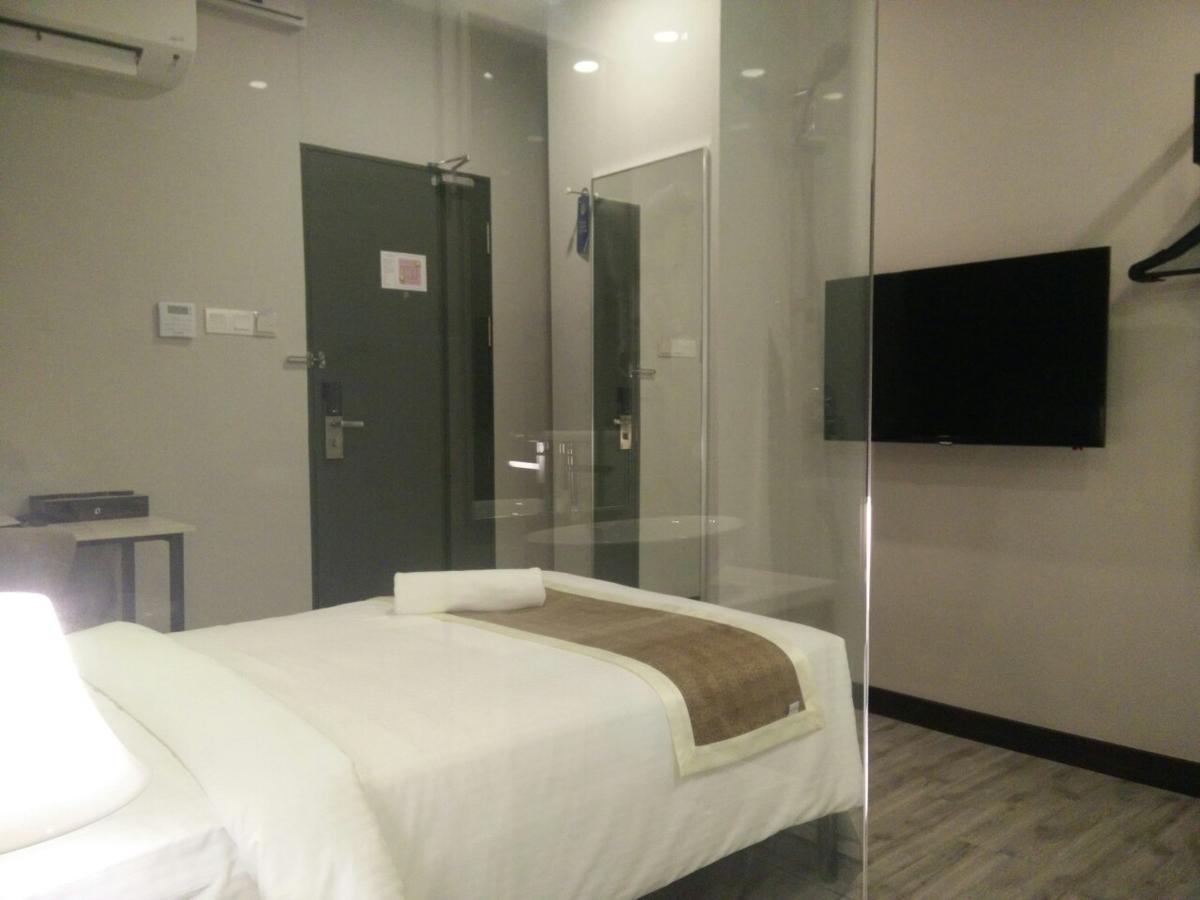 The Leverage Business Hotel Johor Bahru Extérieur photo