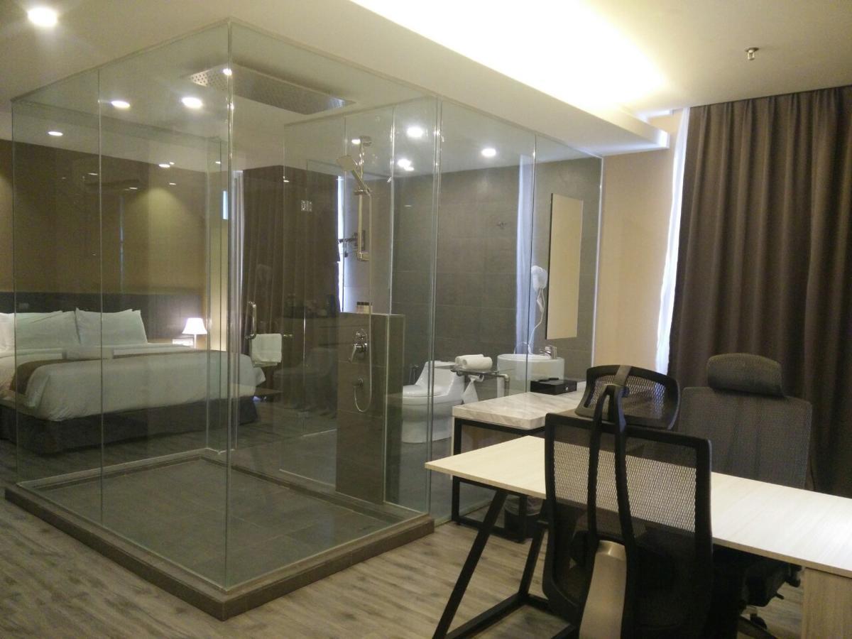 The Leverage Business Hotel Johor Bahru Extérieur photo