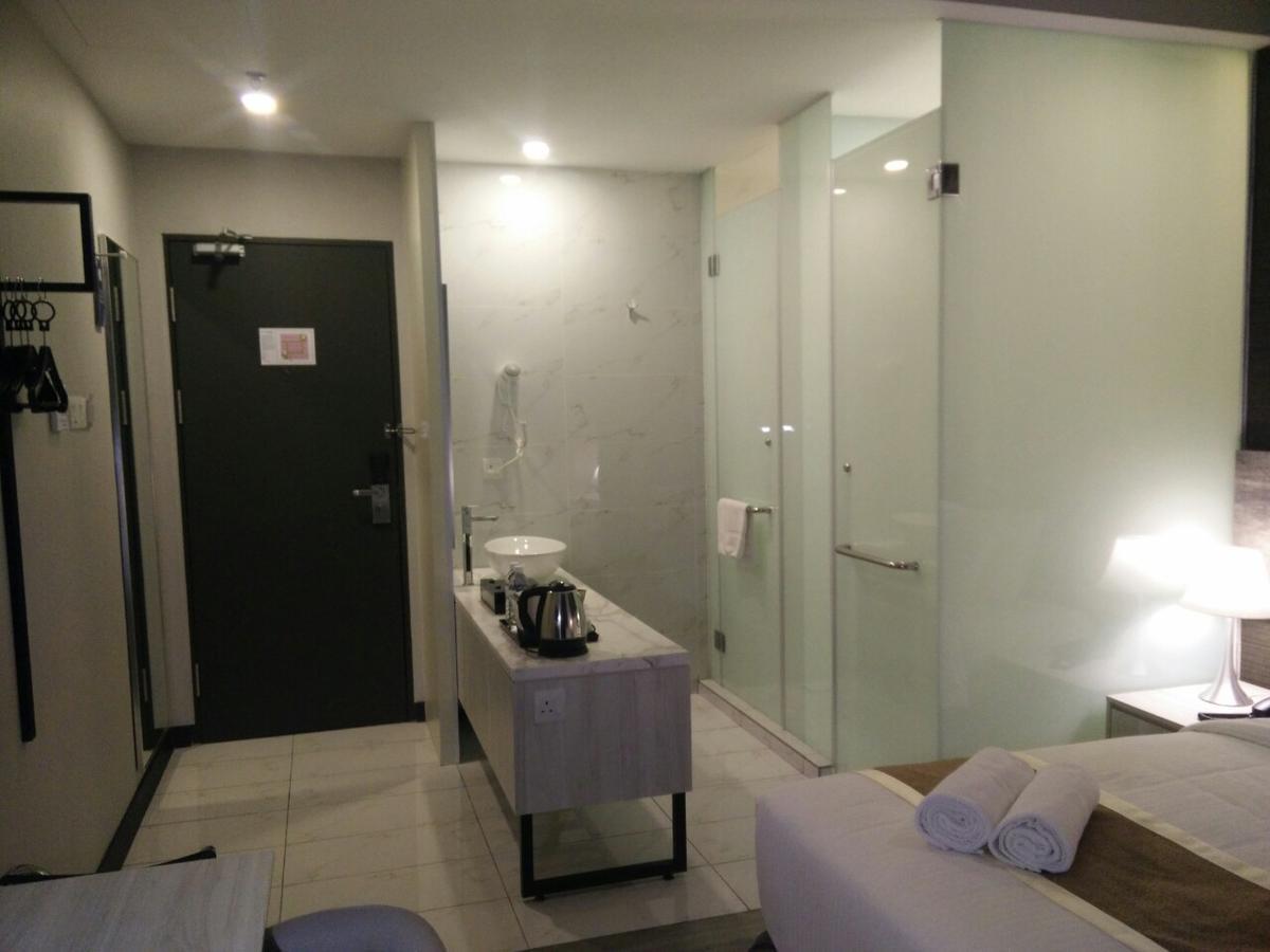 The Leverage Business Hotel Johor Bahru Chambre photo