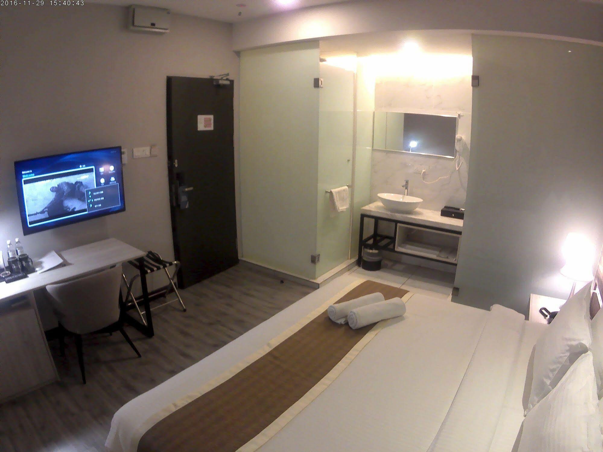 The Leverage Business Hotel Johor Bahru Extérieur photo
